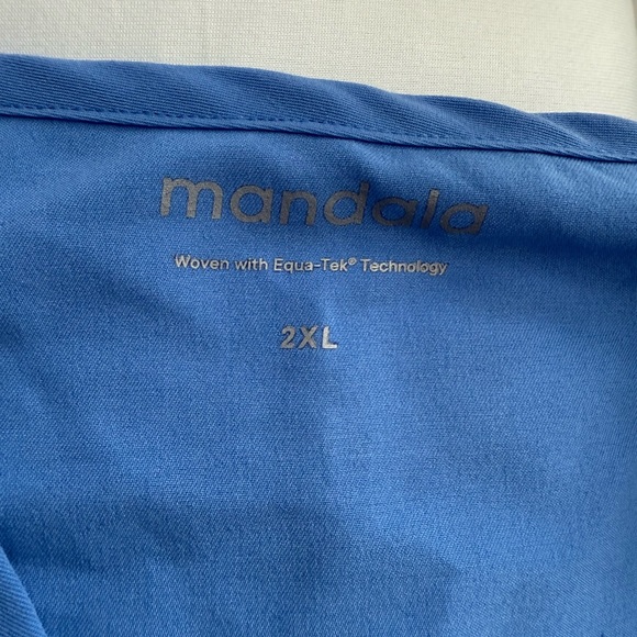 Blue V-Neck Scrub Set - Picture 8 of 10